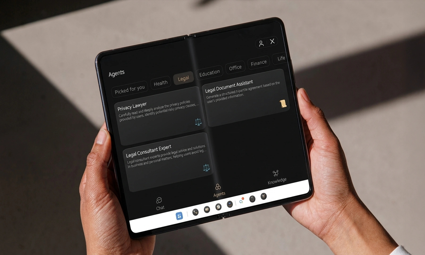 Luxury Foldable Phones: When Craft, AI and Privacy Meet
